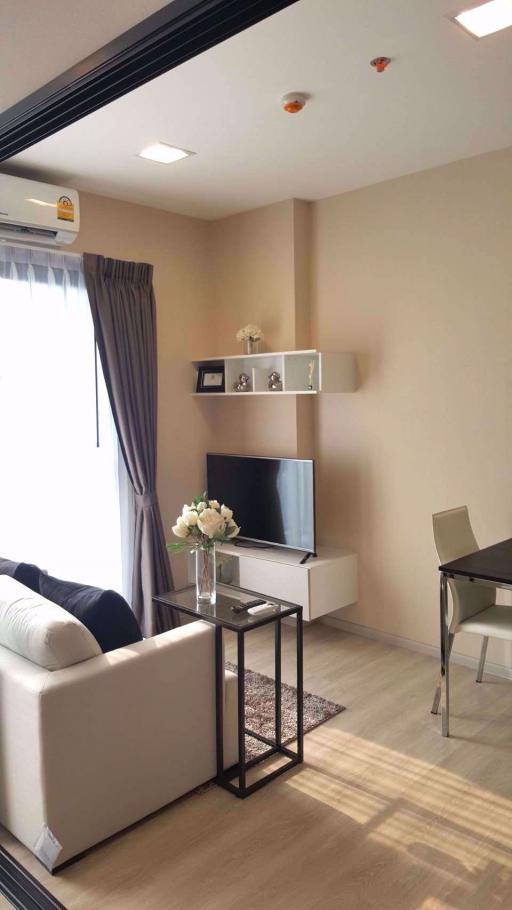 Studio bed Condo in Condolette Midst Rama 9 Huai Khwang Sub District C06125