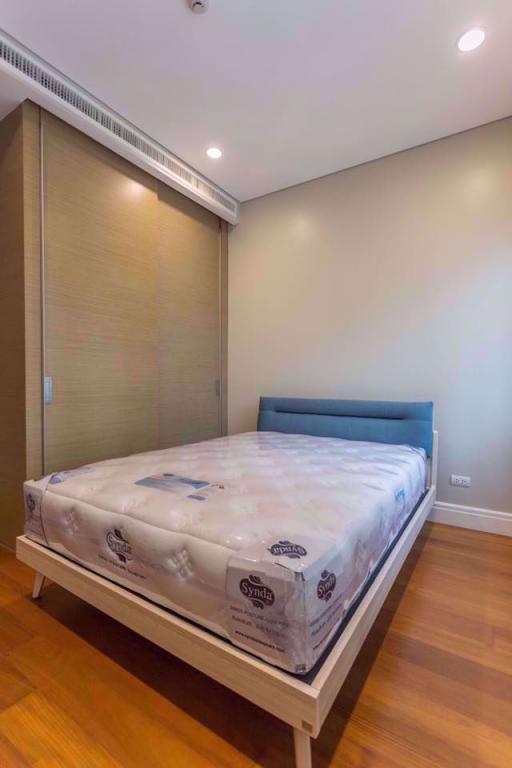 2 bed Condo in Bright Sukhumvit 24 Khlongtan Sub District C06107