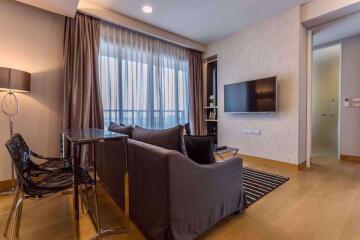 2 bed Condo in The Lumpini 24 Khlongtan Sub District C06104