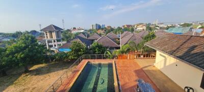 Thai Style House in Bang Saray For Sale