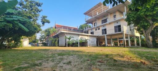 Thai Style House in Bang Saray For Sale