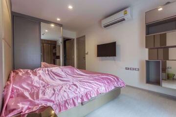 2 bed Condo in Rhythm Sukhumvit 36-38 Phra Khanong Sub District C06094