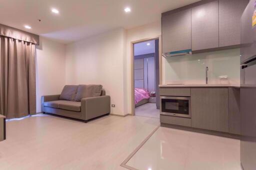 2 bed Condo in Rhythm Sukhumvit 36-38 Phra Khanong Sub District C06094