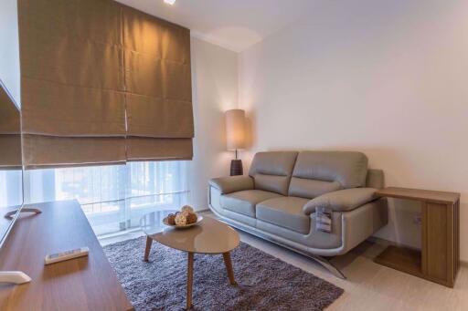 2 bed Condo in Rhythm Sukhumvit 36-38 Phra Khanong Sub District C06093