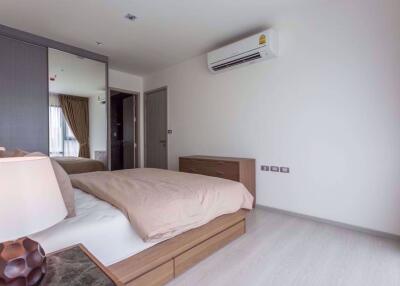 2 bed Condo in Rhythm Sukhumvit 36-38 Phra Khanong Sub District C06093