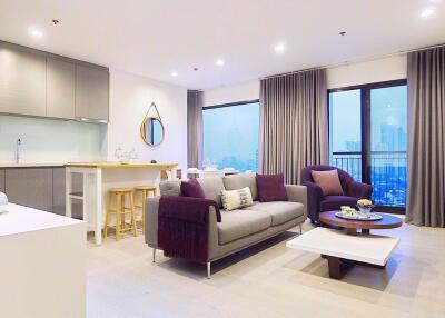 2 bed Condo in Rhythm Sukhumvit 36-38 Phra Khanong Sub District C06089