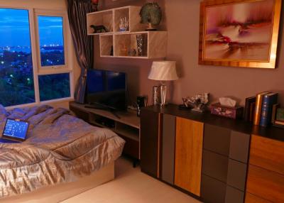 2 bed Condo in Aspire Erawan Pak Nam Sub District C06085