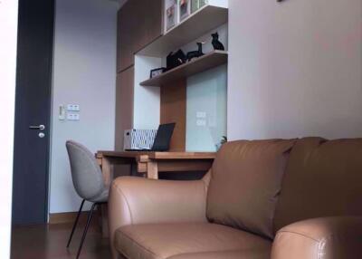 1 bed Condo in The Lumpini 24 Khlongtan Sub District C06068