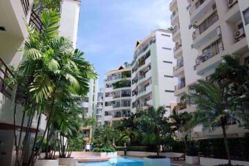 2 bed Condo in The Waterford Rama 4 Phra Khanong Sub District C06063