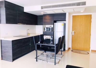 2 bed Condo in Downtown Forty Nine Khlong Tan Nuea Sub District C06026