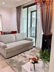 2 bed Condo in Ideo Mobi Phayathai Ratchathewi District C06025