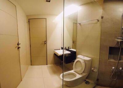 2 ห้องนอน, 1 ห้องน้ำ คอนโด ราคา ฿ 6,690,000