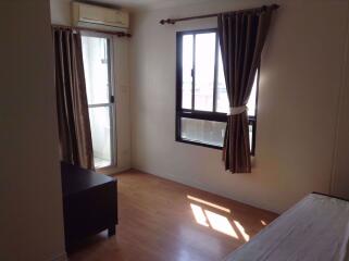 2 bed Condo in Lumpini Ville Sukhumvit 77 Suanluang Sub District C06011