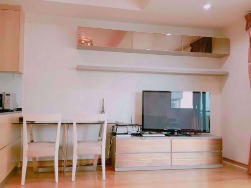 2 bed Condo in Sathorn Gardens Thungmahamek Sub District C06006