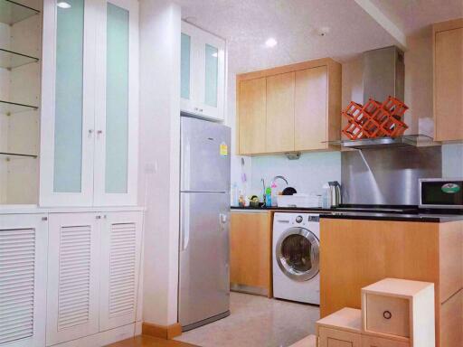 2 bed Condo in Sathorn Gardens Thungmahamek Sub District C06006