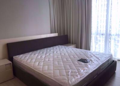 1 bed Condo in The Room Sukhumvit 21 Watthana District C06001