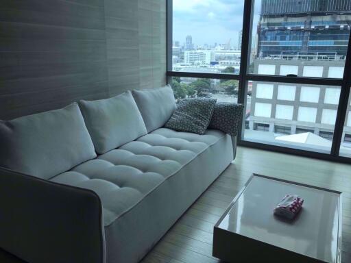 1 bed Condo in The Room Sukhumvit 21 Watthana District C06000