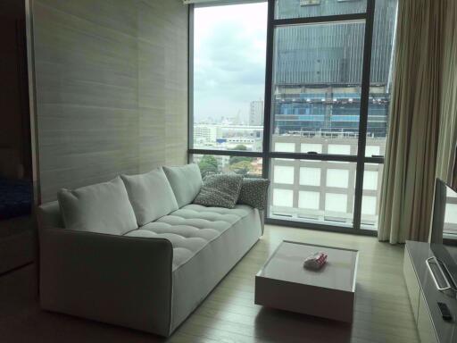 1 bed Condo in The Room Sukhumvit 21 Watthana District C06000