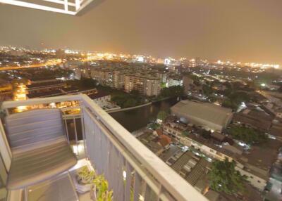 2 bed Condo in Aspire Sukhumvit 48 Phra Khanong Sub District C05997