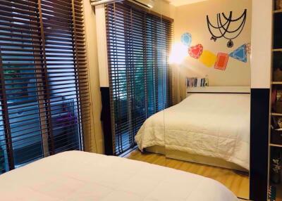 1 bed Condo in The Light House Khlong San District C05986