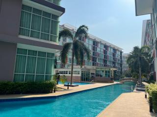Pool Views CC Condo for Sale in East Pattaya