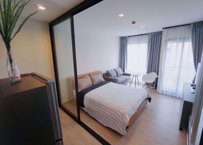 Studio bed Condo in Rhythm Sukhumvit 36-38 Phra Khanong Sub District C05970