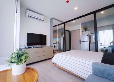 Studio bed Condo in Rhythm Sukhumvit 36-38 Phra Khanong Sub District C05970