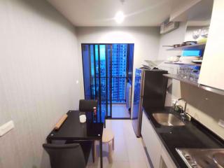 1 bed Condo in The Base Park East Sukhumvit 77 Watthana District C05968