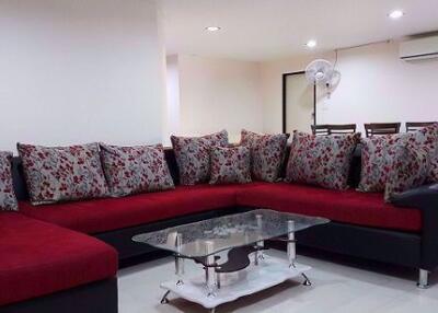 3 bed Condo in Country Complex Bang Na Sub District C05931