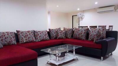 3 bed Condo in Country Complex Bang Na Sub District C05931