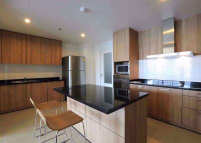 3 bed Condo in 31 Residence Khlong Tan Nuea Sub District C05930