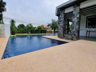 4Bedrooms House with Swimming Pool for Sale