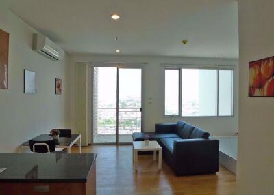 Studio bed Condo in Villa Sathorn Khlong Ton Sai Sub District C05836