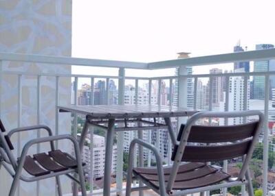 3 bed Condo in Baan Siri Thirty One Khlong Toei Nuea Sub District C05826