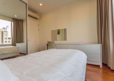 2 bed Condo in Baan Siri Thirty One Khlong Toei Nuea Sub District C05824