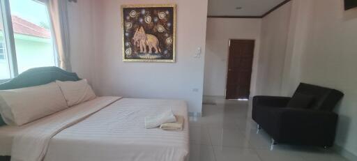 5 Bedrooms House for Sale in Jomtien