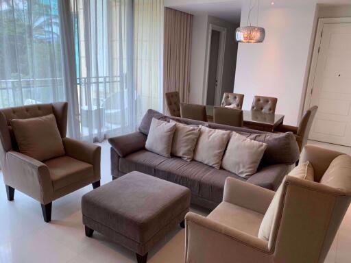 3 bed Condo in Royce Private Residences Khlong Toei Nuea Sub District C05802