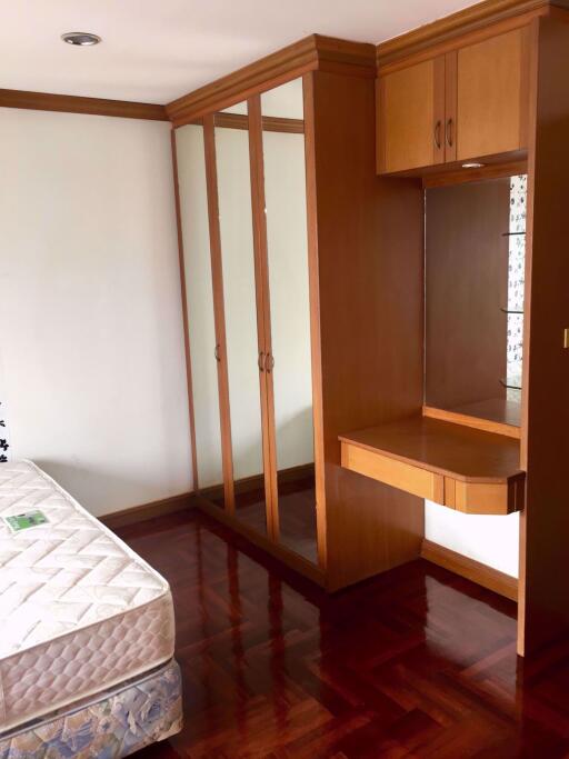 2 bed Condo in Wittayu Complex Makkasan Sub District C05791