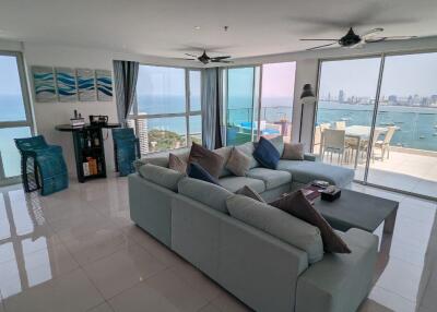 Ocean Amari Residence Condo for Sale