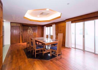 2 bed Condo in Wittayu Complex Makkasan Sub District C05782