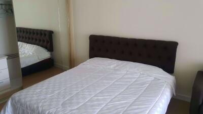 Studio bed Condo in The Trendy Condominium Watthana District C05767