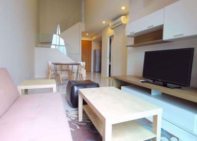 2 bed Duplex in Villa Asoke Makkasan Sub District D05745