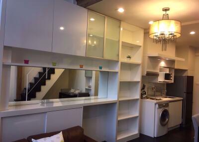 1 bed Duplex in Ideo Morph 38 Phra Khanong Sub District D005744