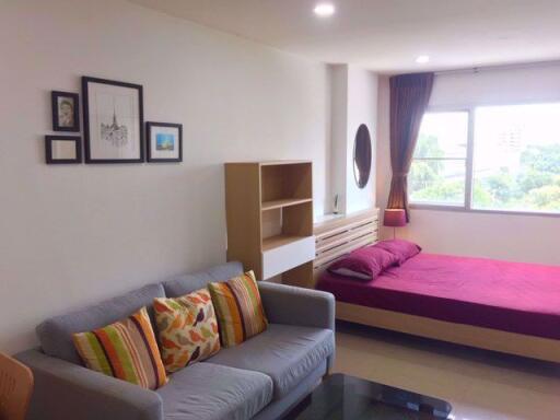 Studio bed Condo in Condo One Thonglor Phra Khanong Sub District C05736