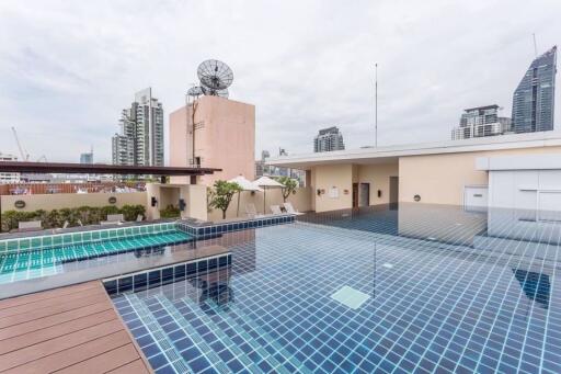 1 bed Condo in The Alcove 49 Khlong Tan Nuea Sub District C05724