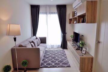 2 bed Condo in Life Asoke Huai Khwang District C05696