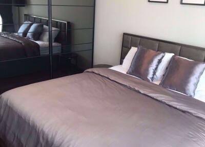 2 bed Condo in The Address Chidlom Lumphini Sub District C05683