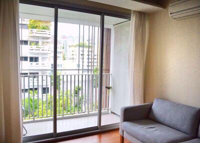 2 bed Condo in Via 31 Watthana District C05677