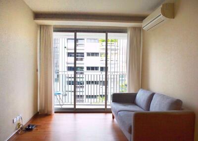 2 bed Condo in Via 31 Watthana District C05677