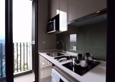 1 bed Condo in Whizdom Essence Bangchak Sub District C05667